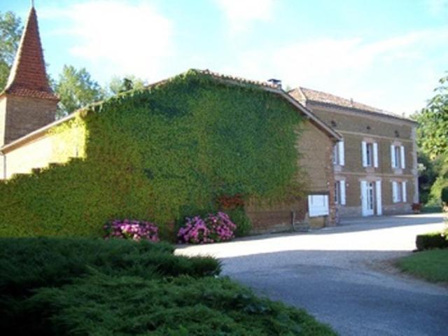 Le Platane Bed & Breakfast Lafrancaise ภายนอก รูปภาพ